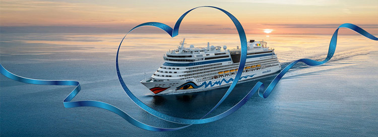 AIDAluna im neuem Glanz mit Liebesschleife