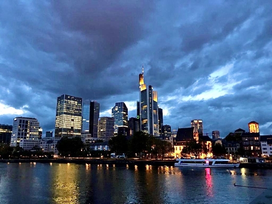 VIVA Cruises Rhein ab Frankfurt VIVA Cruises Rhein ab Frankfurt