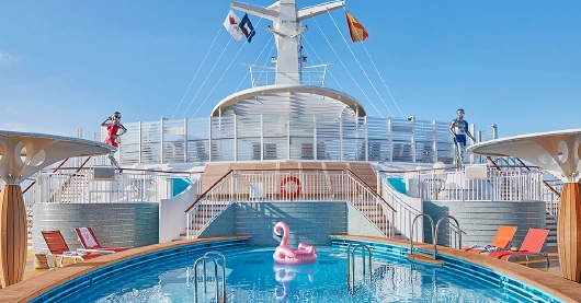 AIDAnova Sonnendeck mit Pool AIDAnova Sonnendeck mit Pool