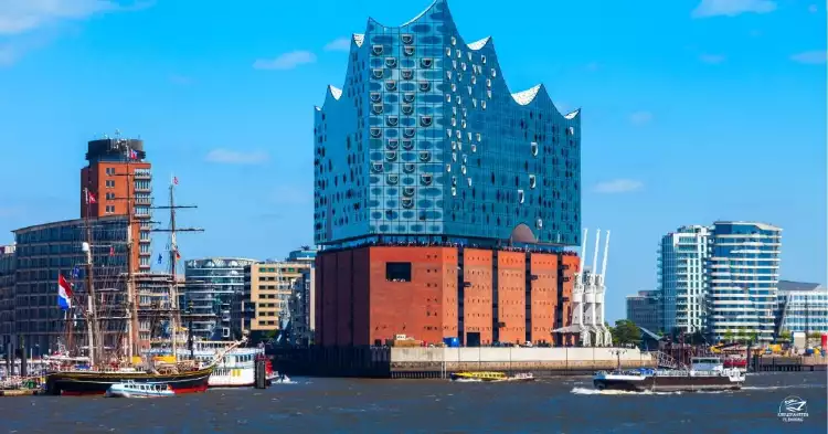 Hamburg Hafen Elbphilharmonie <!image_alt>