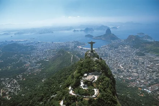 Costa Kreuzfahrten bei Christus Statue in Rio de Janeiro