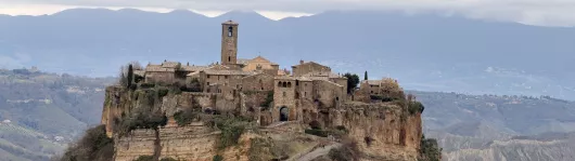 Italien - die sterbende Stadt Civita di Bagnoregio 1920 Italien - die sterbende Stadt Civita di Bagnoregio